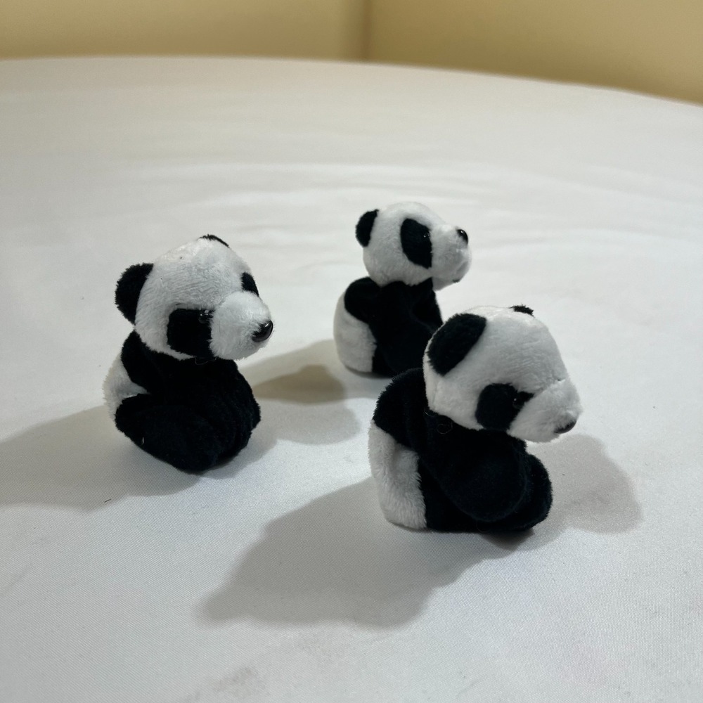 3pc Magnetic Panda Plush Lot Small Kawaii Hugging Stuffed Animal Magnet Toy Set - Picture 5 of 7